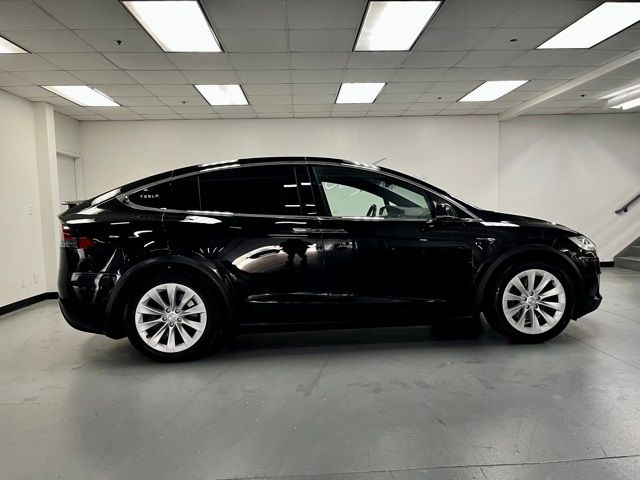 2019 Tesla Model X 