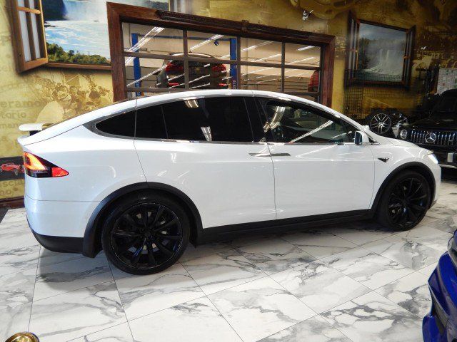 2019 Tesla Model X Long Range