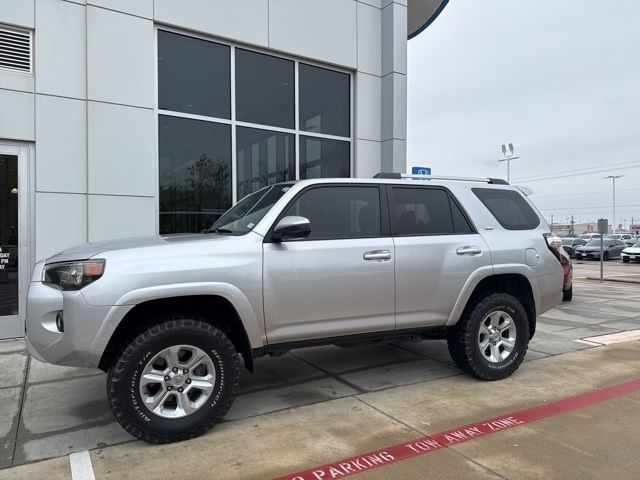 2019 Toyota 4Runner SR5