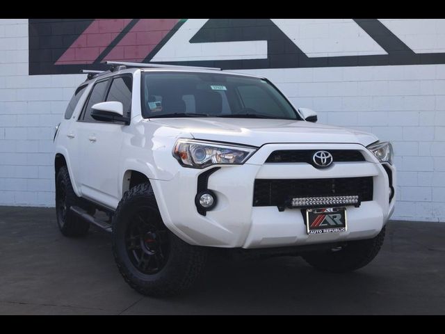 2019 Toyota 4Runner SR5