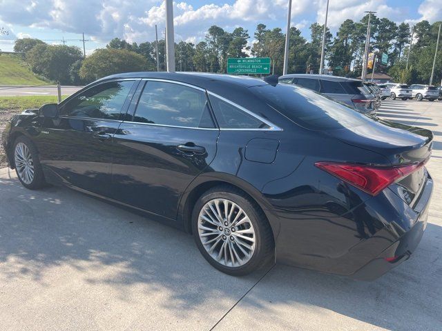 2019 Toyota Avalon Hybrid Limited