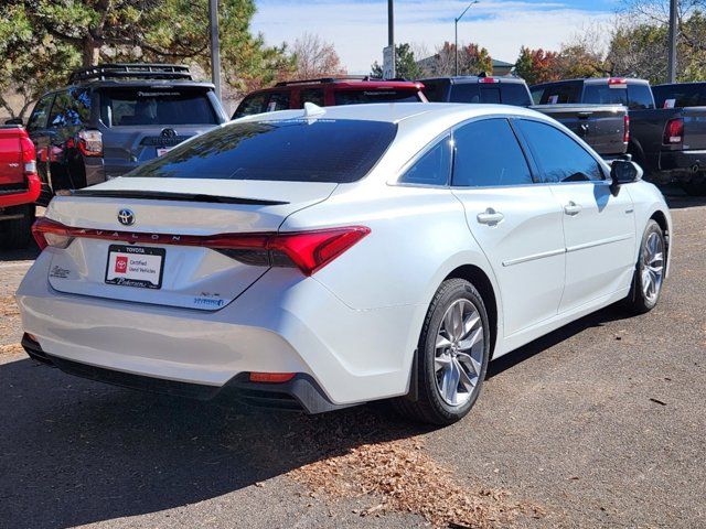 2019 Toyota Avalon Hybrid XLE