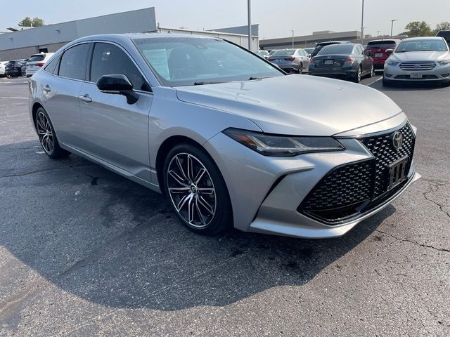 2019 Toyota Avalon XLE