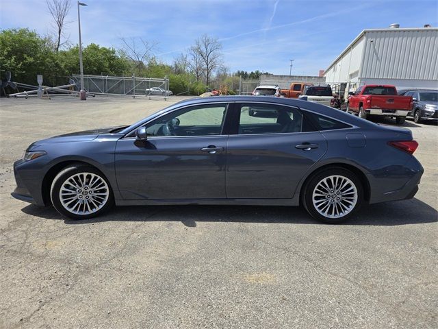 2019 Toyota Avalon 