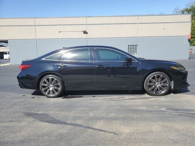 2019 Toyota Avalon XSE