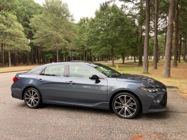 2019 Toyota Avalon XSE