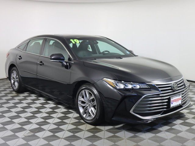 2019 Toyota Avalon XLE