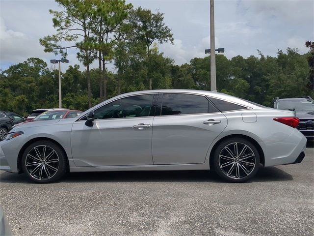 2019 Toyota Avalon XLE