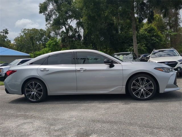 2019 Toyota Avalon XLE