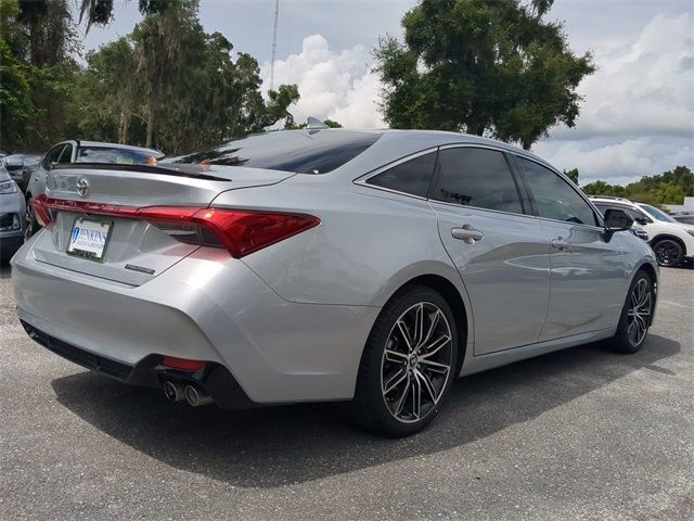 2019 Toyota Avalon XLE