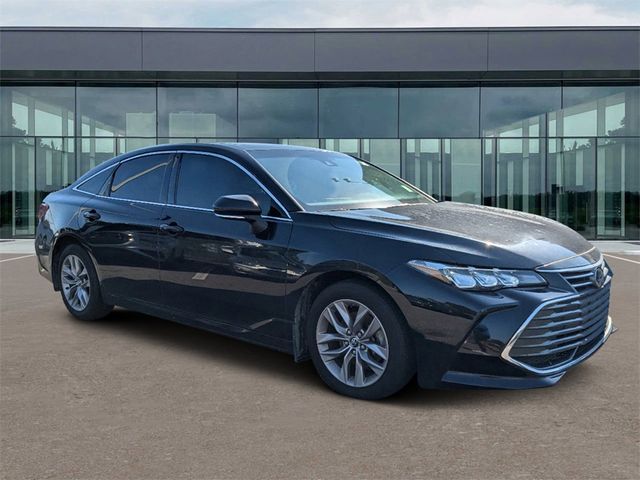 2019 Toyota Avalon XLE