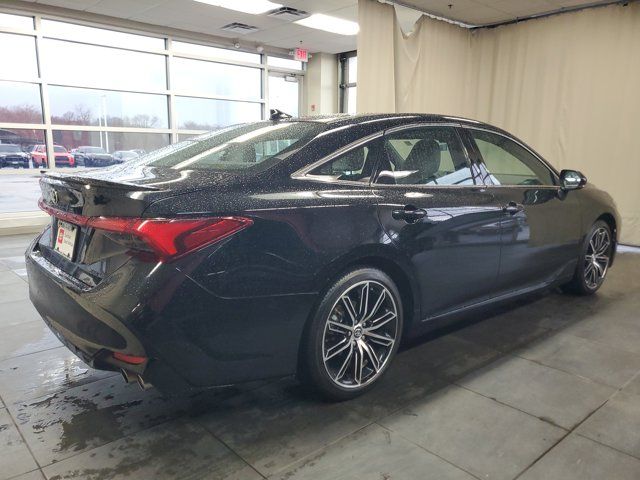 2019 Toyota Avalon XSE