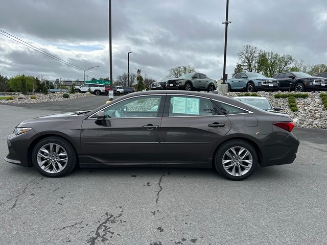 2019 Toyota Avalon XLE