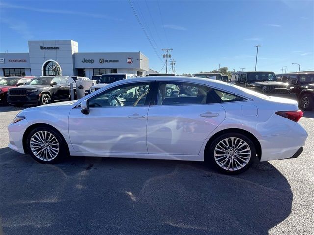 2019 Toyota Avalon XLE