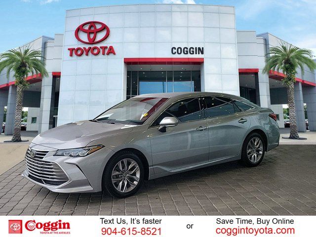 2019 Toyota Avalon XLE