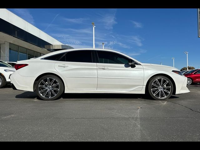 2019 Toyota Avalon Touring