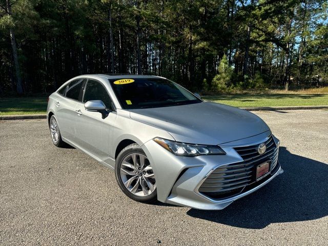 2019 Toyota Avalon XLE