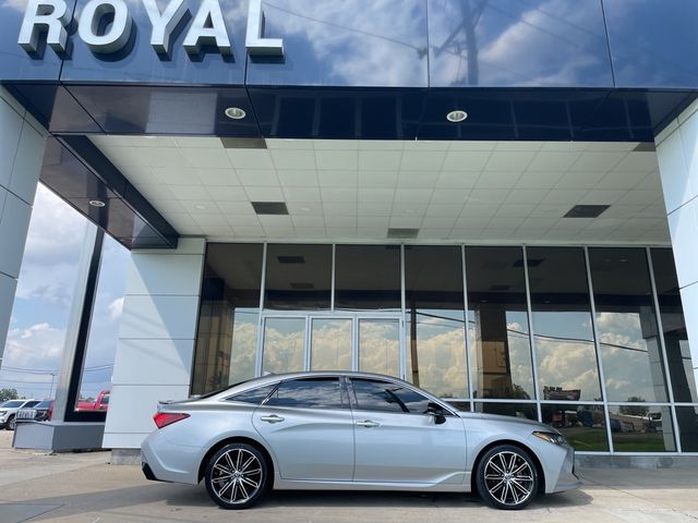 2019 Toyota Avalon XSE