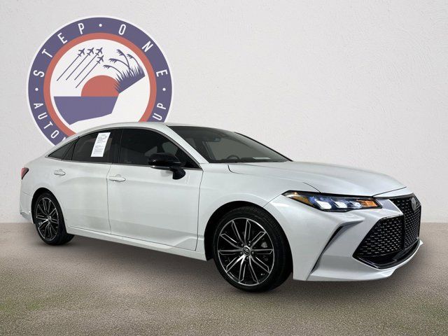 2019 Toyota Avalon XSE