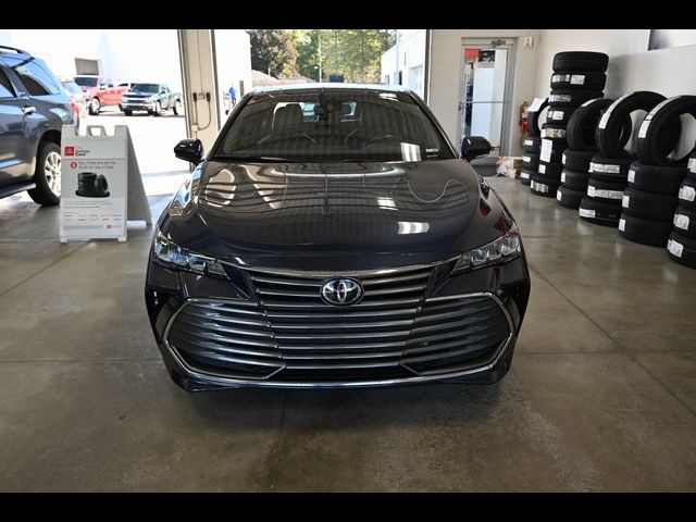 2019 Toyota Avalon XLE