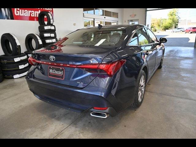 2019 Toyota Avalon XLE