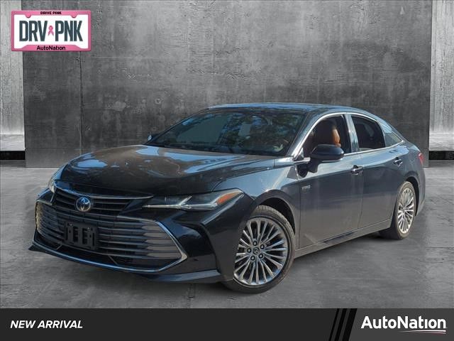 2019 Toyota Avalon Hybrid Limited