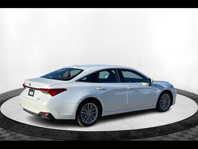 2019 Toyota Avalon Hybrid Limited