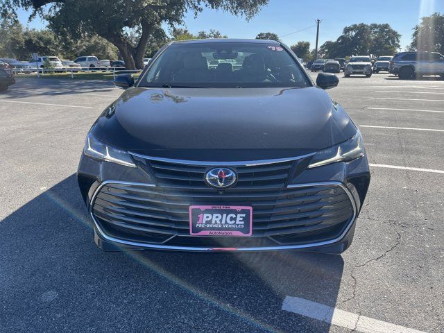 2019 Toyota Avalon Hybrid Limited