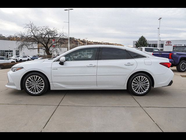 2019 Toyota Avalon Hybrid Limited