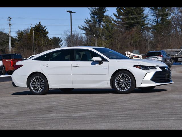 2019 Toyota Avalon Hybrid Limited