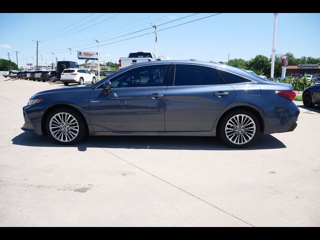 2019 Toyota Avalon Hybrid Limited