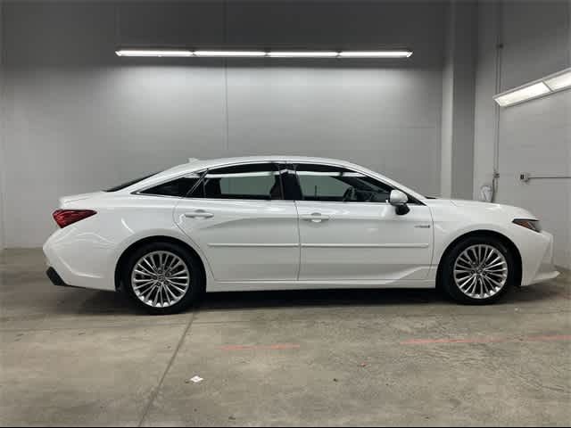 2019 Toyota Avalon Hybrid Limited