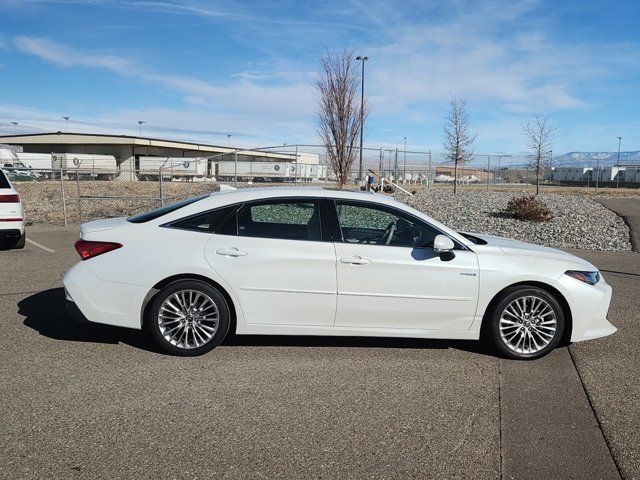 2019 Toyota Avalon Hybrid Limited