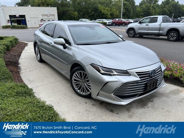 2019 Toyota Avalon Hybrid Limited