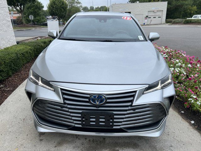 2019 Toyota Avalon Hybrid Limited