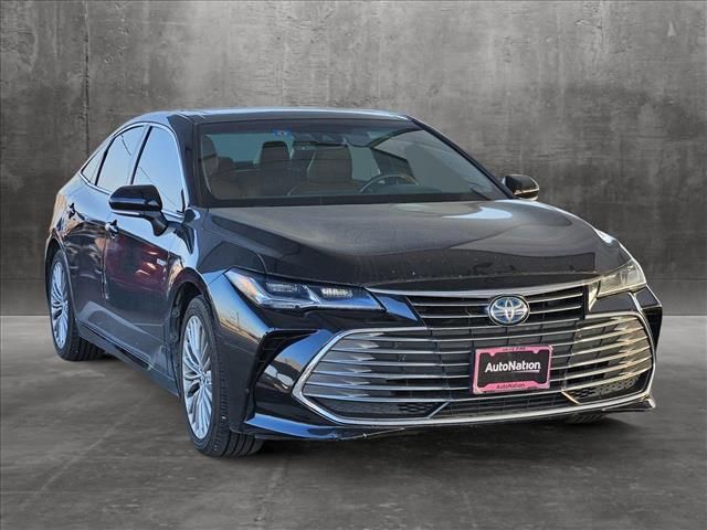 2019 Toyota Avalon Hybrid Limited