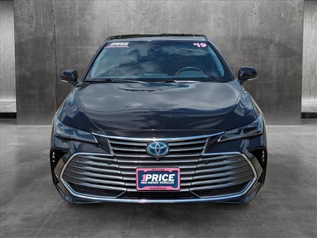 2019 Toyota Avalon Hybrid Limited