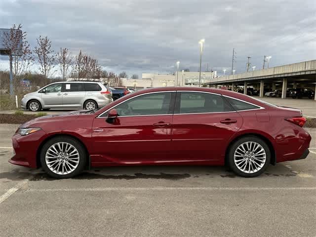 2019 Toyota Avalon Hybrid Limited