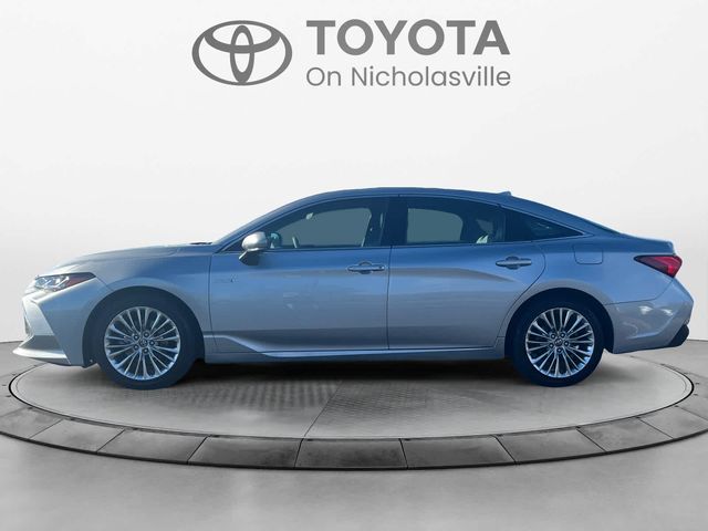 2019 Toyota Avalon Hybrid Limited