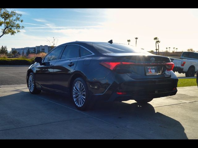 2019 Toyota Avalon Hybrid Limited