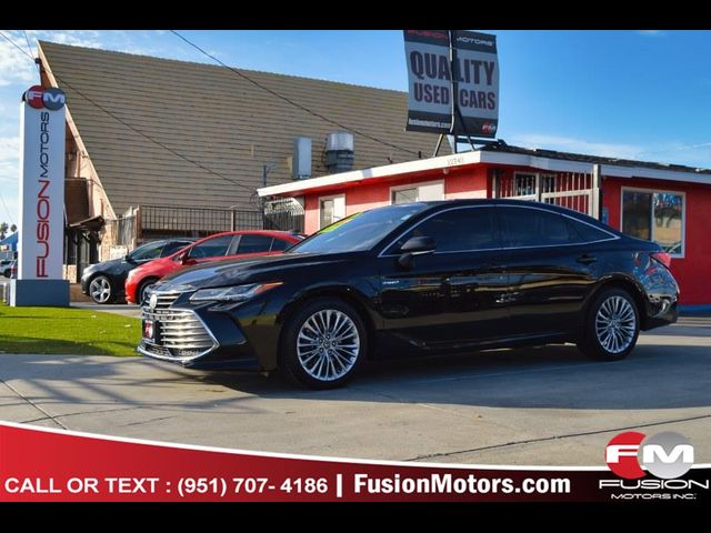 2019 Toyota Avalon Hybrid Limited