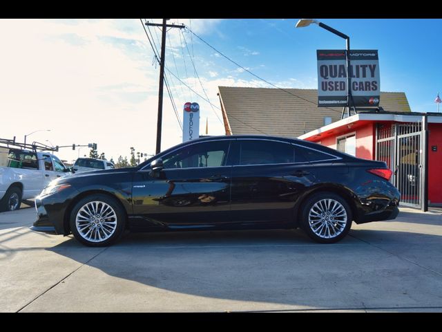 2019 Toyota Avalon Hybrid Limited