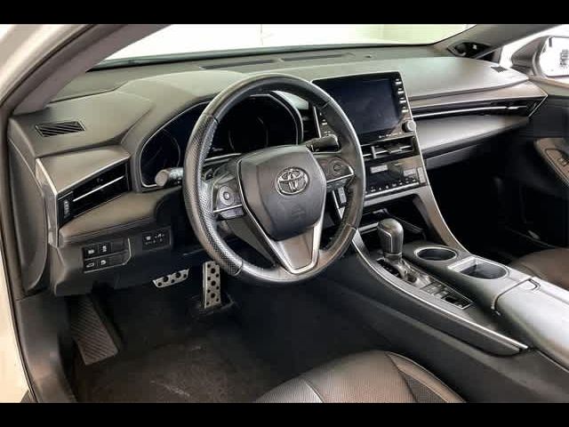 2019 Toyota Avalon Hybrid XSE