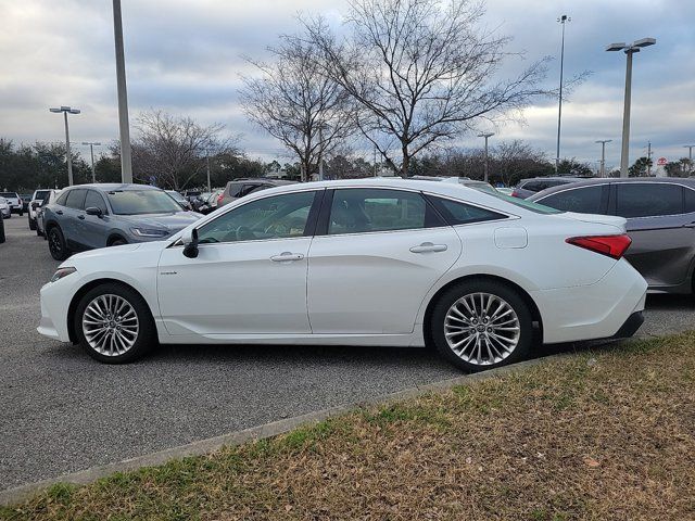 2019 Toyota Avalon Hybrid Limited