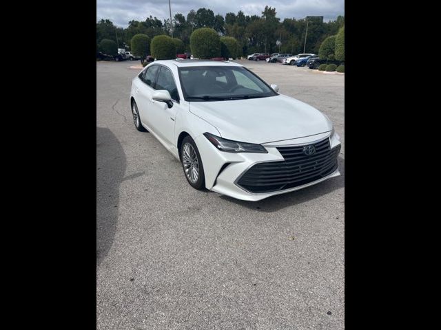 2019 Toyota Avalon Hybrid Limited