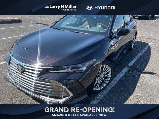 2019 Toyota Avalon Hybrid Limited