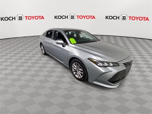 2019 Toyota Avalon XLE