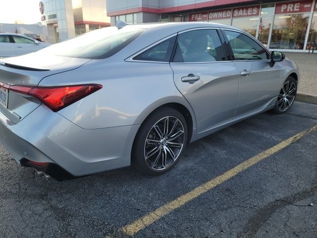 2019 Toyota Avalon Touring