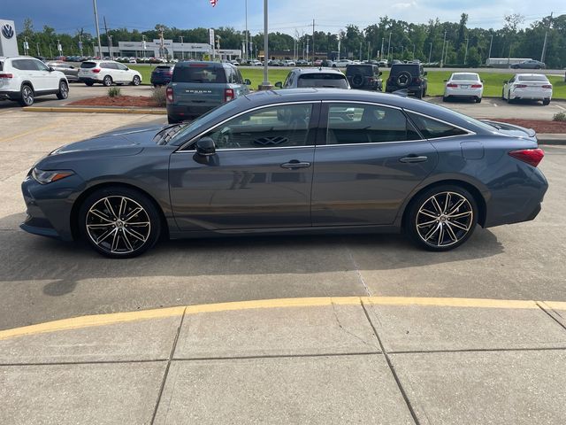 2019 Toyota Avalon Touring