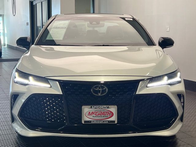 2019 Toyota Avalon Touring